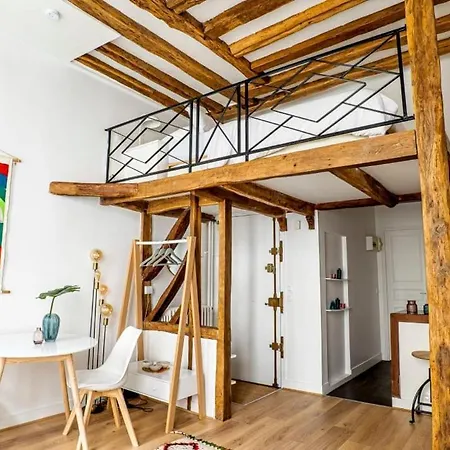 Stylish Parisian Flat In The Marais - Saint-paul Apartment